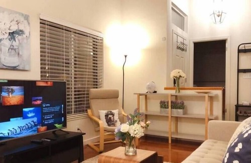 Lakes and Birds House | @ Marbella Lane - 4BR Homey Home w/ Piano