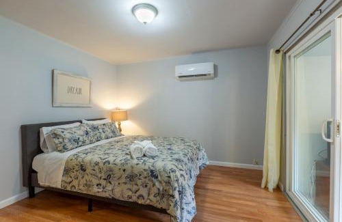 Redwood City House | @ Marbella Lane 5BR House in Downtown Redwood City