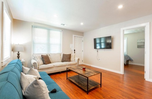 Northside House | @ Marbella Lane 6BR House in Downtown San Jose