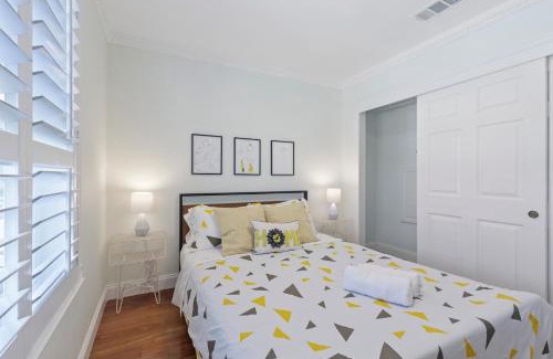 Sharp Park House | @ Marbella Lane - Buckingham Place Laundry + P
