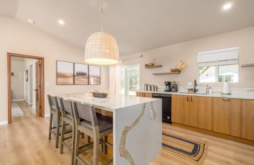 Yucca Valley Cottage | @marbella Lane - Charming Tranquil Hideaway