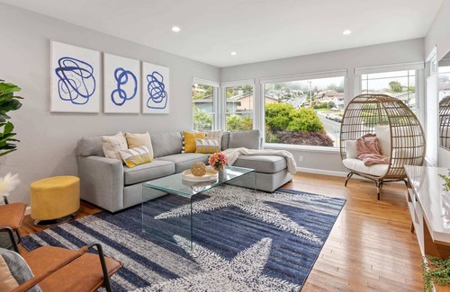 Park Pacifica House | @ Marbella Lane-Charming home your dream getaway!