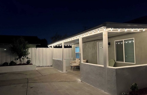 Ontario House | @Marbella lane - Exquisite Studio Unit in Ontario