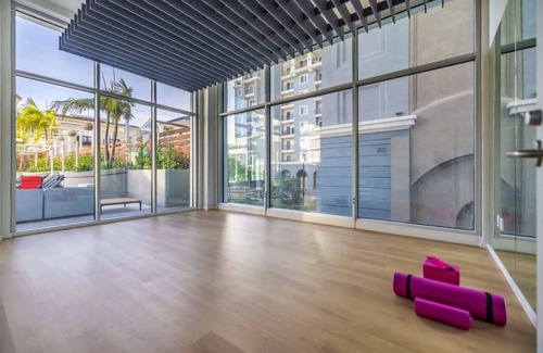 Waterfront Apartment | @ Marbella Lane - Grand 2BR w/Beach & Ocean Views
