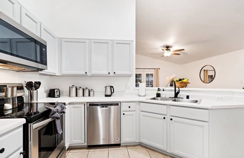 Rancho Vistoso House | @ Marbella Lane - Modern 4BR Home in Oro Valley