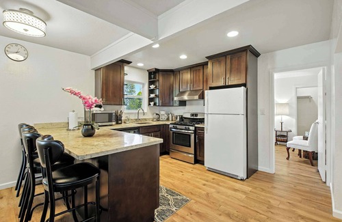 Colma House | @ Marbella Lane - Natural BayView Escape |Near SFO