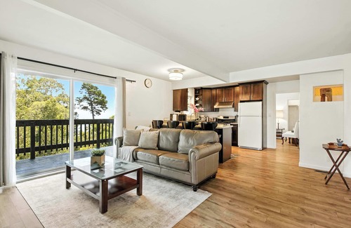 Colma House | @ Marbella Lane - Natural BayView Escape |Near SFO
