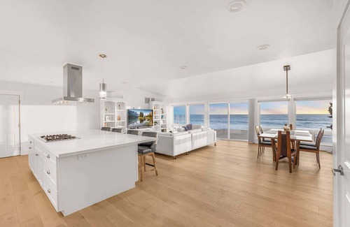 Sharp Park House | @Marbella Lane-Oceanfront Retreat w/Stunning View