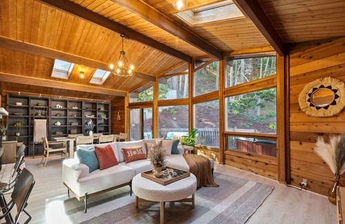 Vallemar House | @ Marbella Lane - Rejuvenating Coastal Oasis