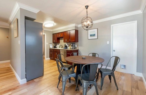 El Granada House | @ Marbella Lane - Seaside Retreat | Laundry + P