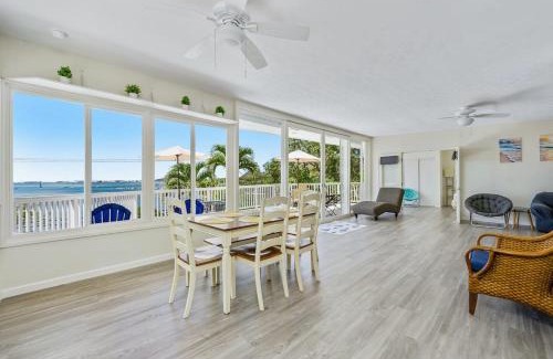 Kaneohe House | @ Marbella Lane - Sunshine Seascape Ocean View