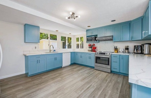 Kaneohe House | @ Marbella Lane - Sunshine Seascape | Ocean View