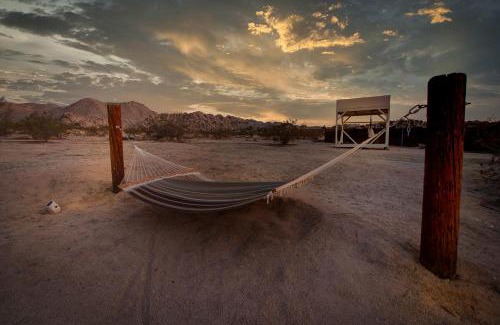 Panorama Heights House | @ Marbella Lane - The Moon Designer Home right behind the JTNP