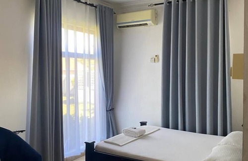 Mlingotini Cabin | Marbella lodge