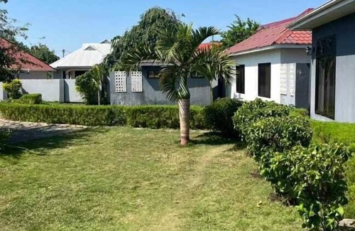 Mlingotini Cabin | Marbella lodge