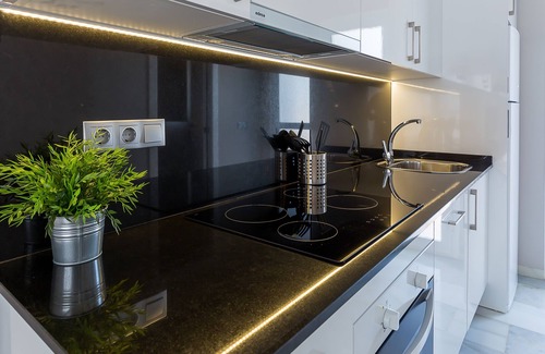 Urbanizacion Hacienda las Chapas House | Marbella Resort 2 Pool Whirlpool Sauna, Marbella, Spain