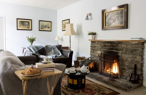 Pitlochry Apartment | Marble Lodge - two bedroom cottage on the banks of the River Tilt