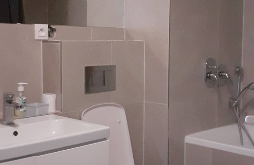 Vrakuna Condo | Marble place