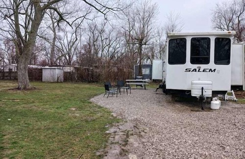 Marblehead House | Marblehead Park Model Camper 150 Yards From Water!