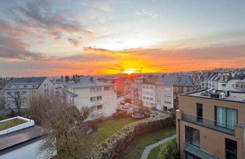 Hollerich House | Marcel Cahen 5 Luxurious Home for Families Groups and Events