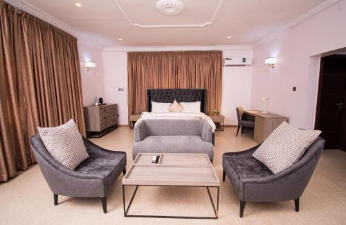 Ibadan Hotel | Marchforte Courtyard Hotel & Suites