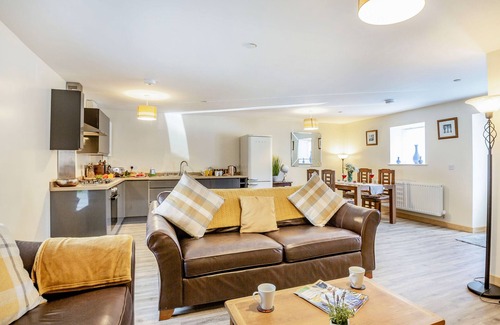 Brynrefail House | Marchlyn