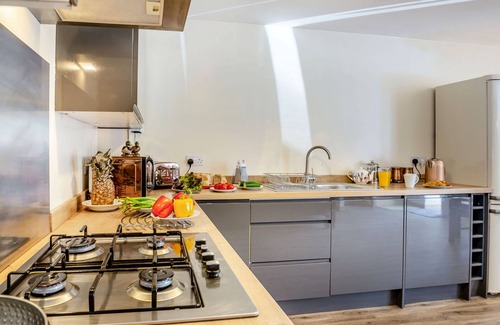 Brynrefail House | Marchlyn