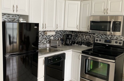 Marco Island Condo | Marco Island 10th Floor Condo - Captivating Penthouse Beach Views!
