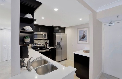 Marco Island Condo | Marco Island - South Seas :2-Bedroom/2-Bath Condo.