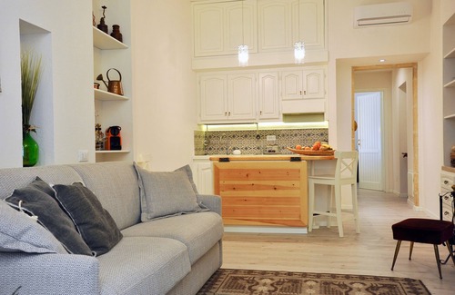 Historic Castle District Apartment | Marco's Stylish Home: in the hearth of Cagliari