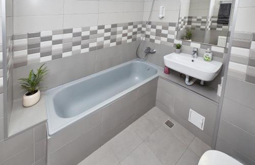 Resita Apartment | Marcos Apartments - self check-in