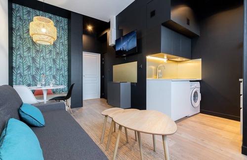 Marcq-en-Baroeul Apartment | Marcq-en-Baroeul - App art deco equipped for 2!