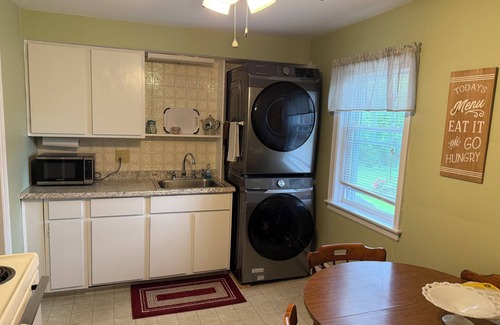 Marcy Apartment | Marcy 2BR UP on the Erie Canal!