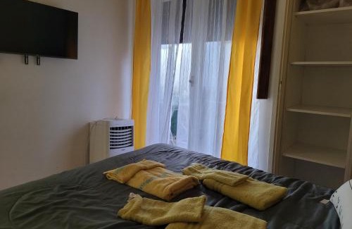 La Perla Apartment | Mardel centrico con balcon a la calle