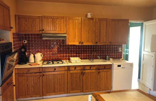 Ghisonaccia Apartment | Mare è Monte 4,5 km from the sea. Ideal for touring Corsica