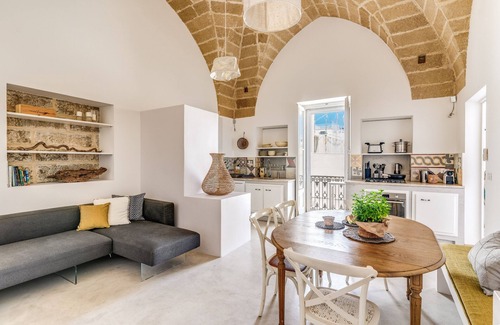 Gallipoli Historic Center Apartment | Mare, mare, mare - Three Bedroom Apartment, Sleeps 6