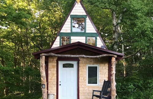 Annapolis County Cabin | MareGold Centre