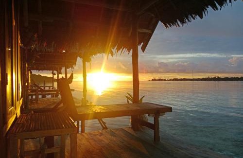 Pulau Fam House | Mares Homestay-Raja Ampat