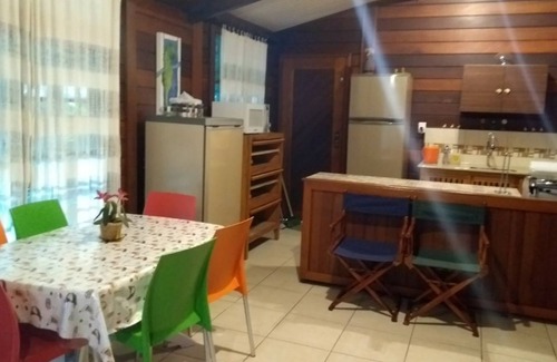 Maresias House | Maresias Charm and Comfort half a block from the beach - 1 suite + 01 bedroom