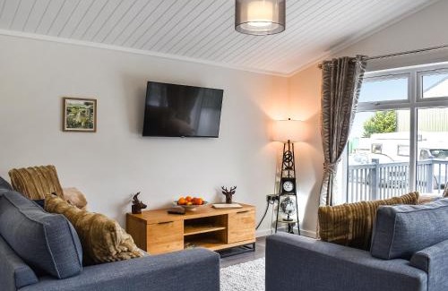 Masham House | Marfield Lodge