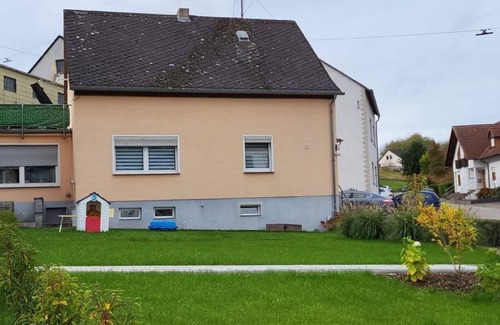 Mehring House | Marga's guest house - Holiday home
