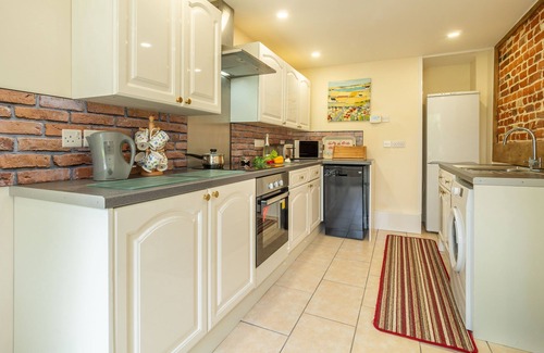 Irstead Apartment | Margaret's Cottage, Potter Heigham, Norfolk