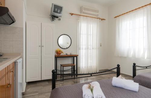 Perivolos Apartment | Margarita