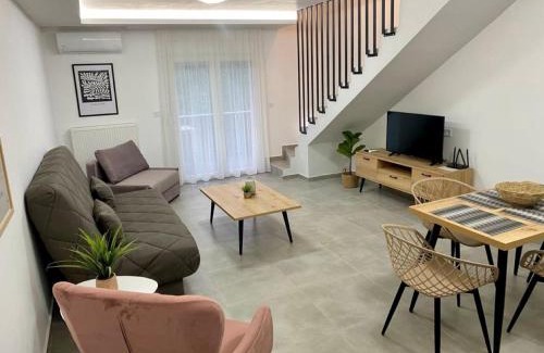 Nea Peramos Apartment | Margarita's apartment 4