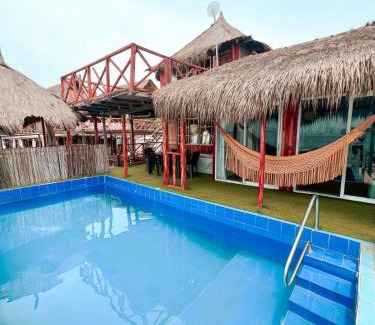 Tierra Bomba Island Hotel | Margarita's Beach Club
