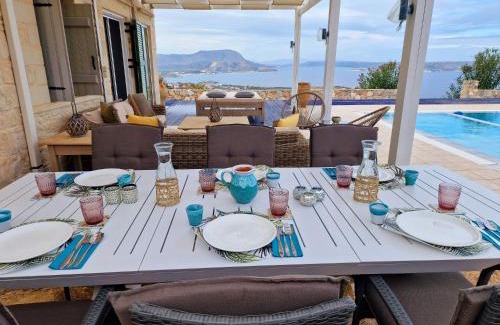 Kokkinon Khorion Villa | Margarita's Retreat Villa