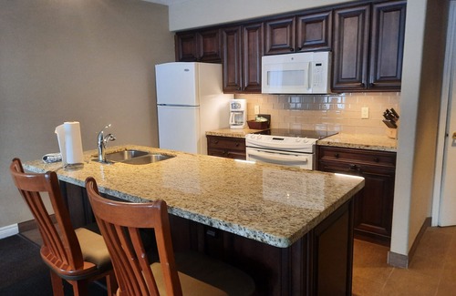 Oro-Medonte Condo | Margarita Vacation Getaway