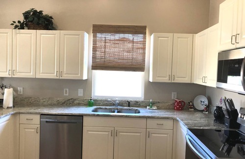 Tuscan Hills House | MargaritaVilla Close to Disney Desirable Gated Tuscan Hills 2 Master Ensuites