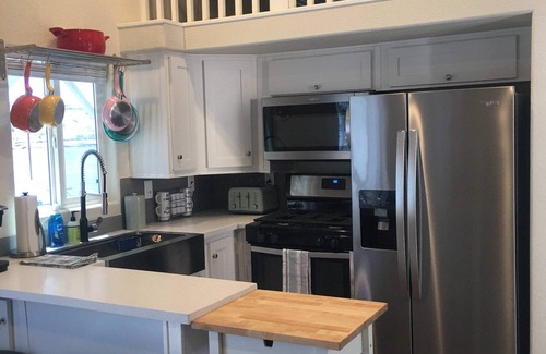 Parker Dam House | Margaritaville at River Lodge! Right on the river!
