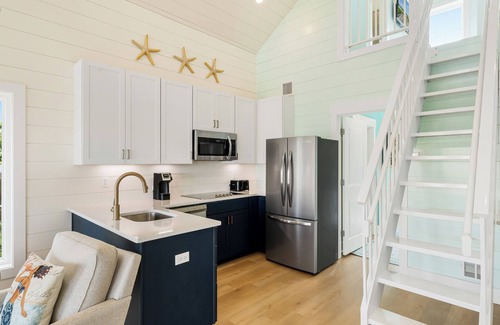 Panama City Beach Condo | Margaritaville Beach Cottage Resort PCB